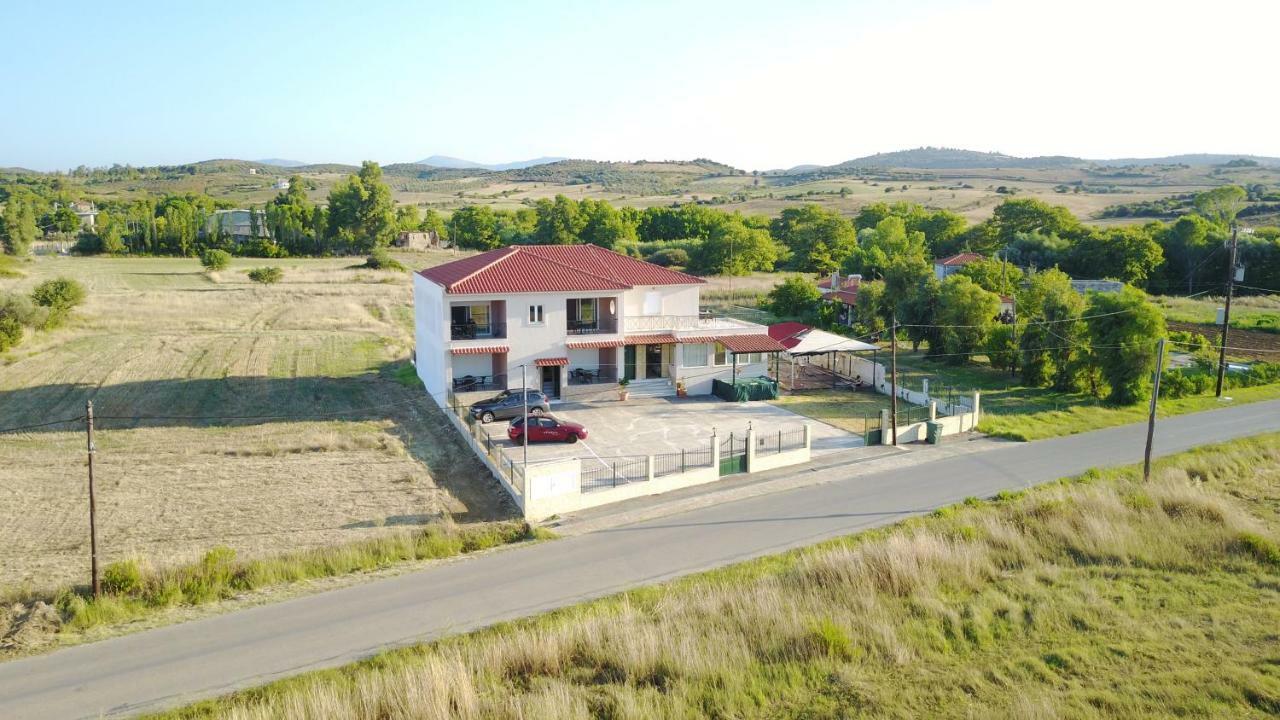 Avantis * Perivolia (Evia)